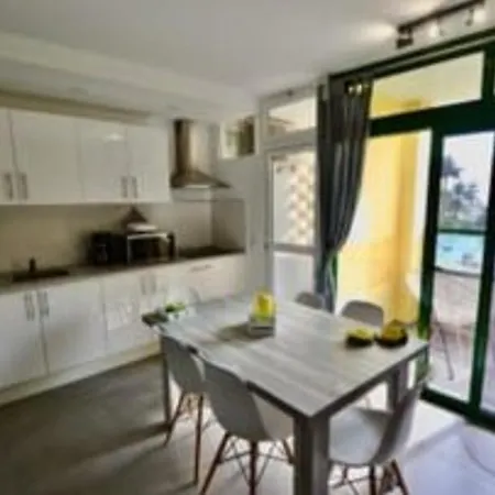Olas Apartment